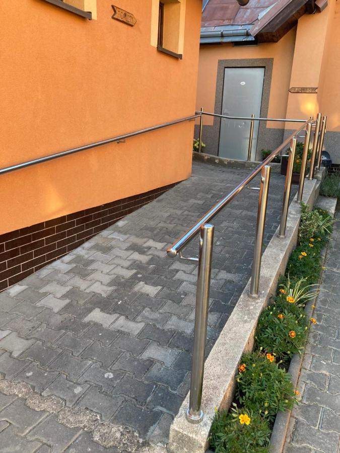 Apartman U Mostu Heralec  Exterior foto